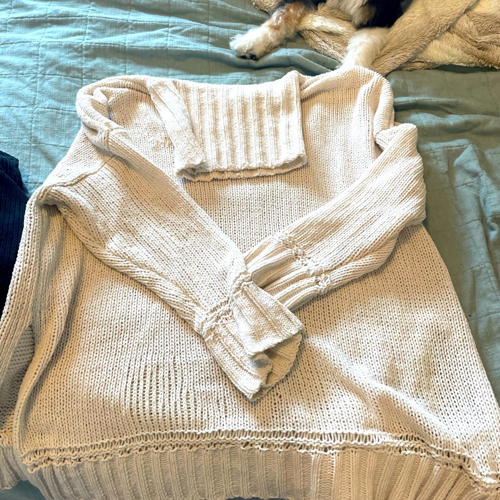 Oversized Knitted Sweater